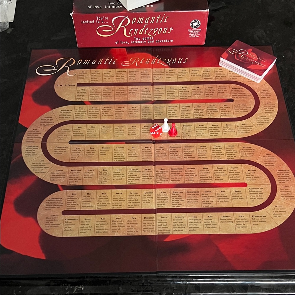 Romantic Rendezvous Couples Game - Red - Picture 4 of 4